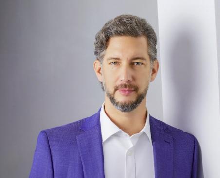 Portrait vom Herrn Barna Varhegyi